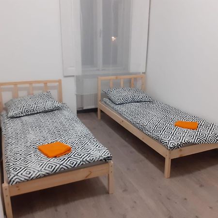 Fantomas*** City Center Apartments No2 3Bedroom + Living Room Szombathely Exterior photo